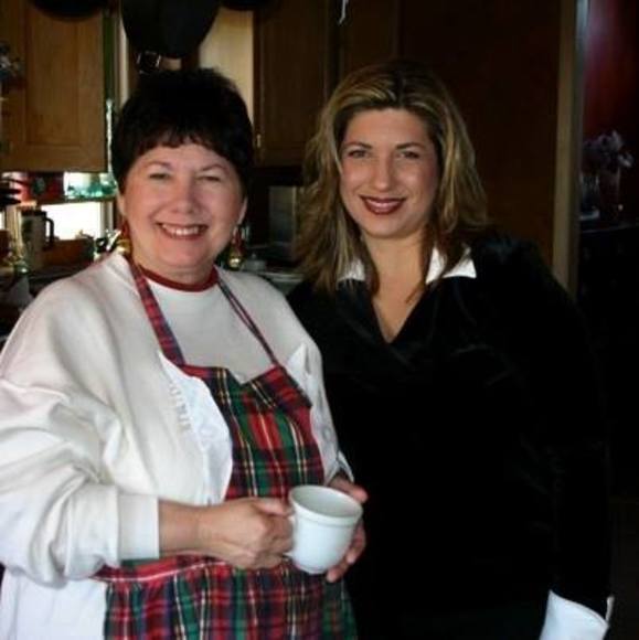 Meet your Posher, Sharon - Picture 1 of 1